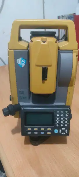 Total station Topcon GM 101 BEKAS pakai, kondisi alat 95% baik