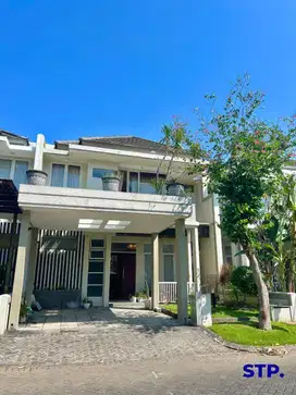 Dijual Rumah Mewah Modern Furnish di Royal Residence Surabaya
