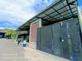 Rumah Cantik Siap Huni Baru Renovasi Cocok Untuk Pasangan Muda