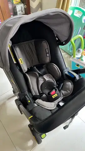 stroller + carseat doona black