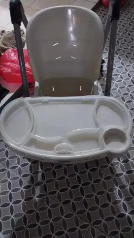 jual kursi makan bayi