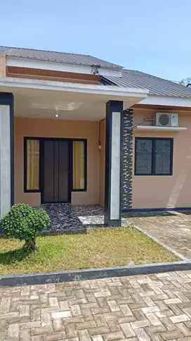 Dijual 5 Rumah 1 Lantai – One Gate, dalam 1 cluster