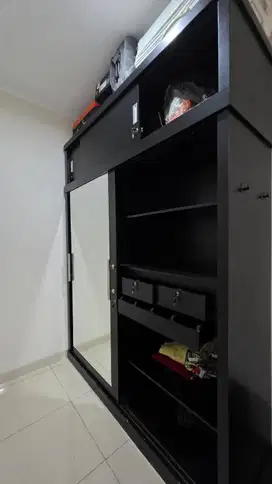 DIJUAL CEPAT HARGA KHUSUS-LEMARI PAKAIAN BESAR KUALITAS PREMIUM TOP