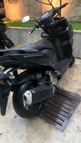 VARIO 160 BLACK
