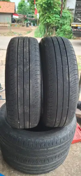 Ban 185/65 Ring 15 dunlop