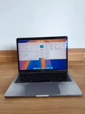 Macbook Pro 2018 13 Pinkspot i5 Second Garansi