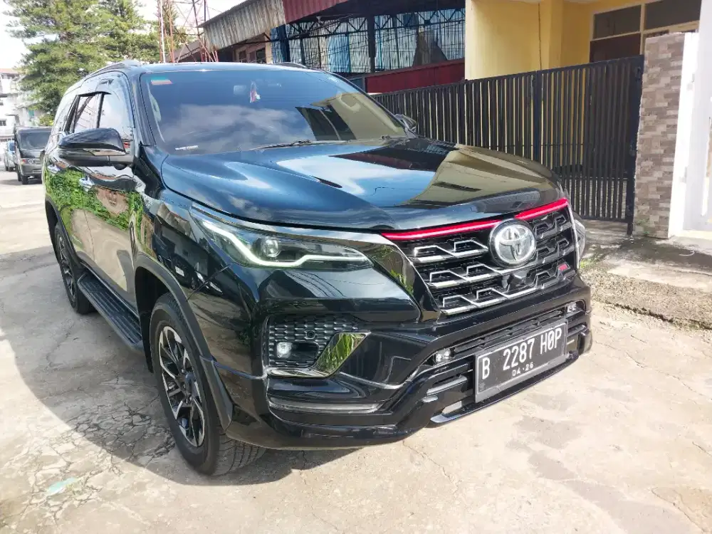 Fortuner Diesel 2.4 VRZ TRD 2021