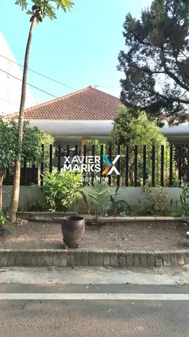 Dijual Rumah 2 lantai Tengah Kota Malang Dekat dengan Jl Ijen