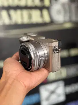Sony A6000 Kit Bonus Tas dan Memory Siap Pakai