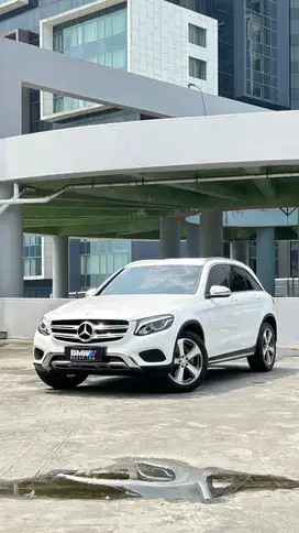 Mercedes-Benz GLC250 2017 SUPER LOW ODO