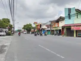 Toko Sumber 30Mt, Ld 3Mt, jalan Letjen Suprapto, Banjarsari, Solo