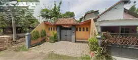 RUMAH DI DESA PURWOKERTO, NGADILUWIH KEDIRI