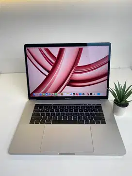 MACBOOK PRO 2018 15INCH 16/512 i7