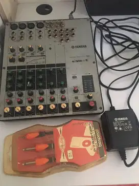 Yamaha Model Mixing MW 10 C