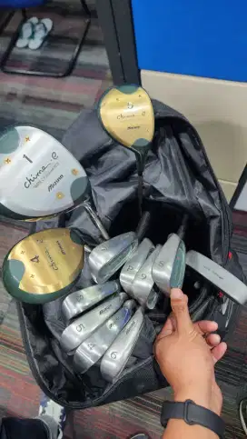 MIZUNO LADIES FULL SET + COBRA BAG
