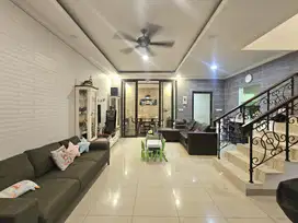 Jual Rumah Cantik Full Renovasi Kondisi Semifurnish di Gading Serpong