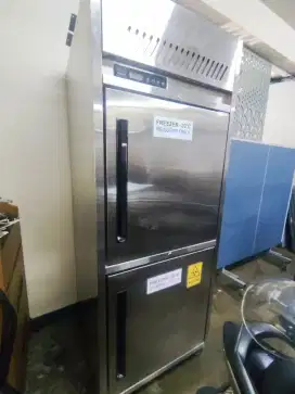 AUTO CLAVE & FREEZER