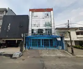 Dijual Ruko Strategis di Boulevard Raya, Kelapa Gading, Jakarta Utara