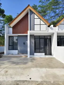 RUMAH DEKAT BSB CITY  BISA KPR DP 50jt Angs 3jutaan dibantu acc