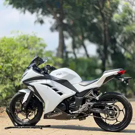 KAWASAKI NINJA 250 FI OLD PUTIH 2014 KM 7K PAJAK ON SUPERB