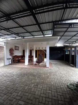 RUMAH DI DESA TUMPUKRENTENG, TUREN MALANG