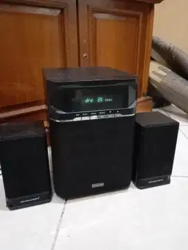Speaker aktif Simbadda CST 9600N