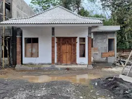 RUMAH EKSLUSIF BERNUANSA ETNIK JAWA MODERN DI BOROBUDUR, MAGELANG