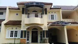 DIJUAL Rumah Baru Renov DI PURI SRIWEDARI CIBUBUR dekat LRT Harjamukti