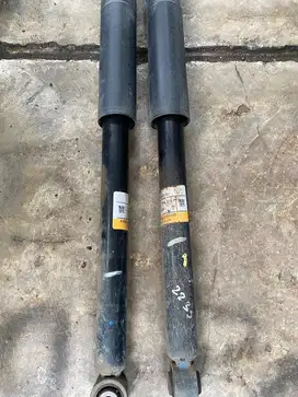 Shock Belakang All New Ertiga 2021