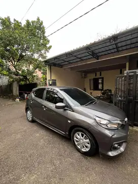 Dijual mobil pribadi Brio E matic tahun 2021 mulus