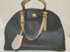 Tas wanita merk Coach
