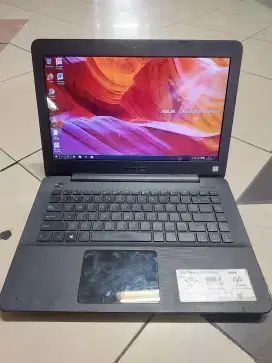 Laptop asus x455WA