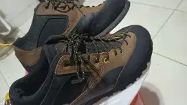 Eiger anaconda 2.5 hiking boots