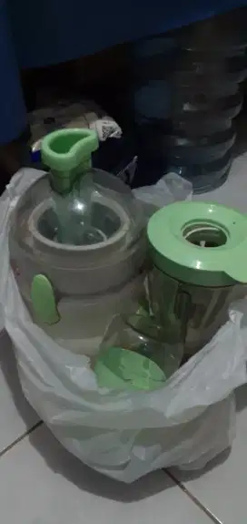 Juser pisah ampas buah + blender