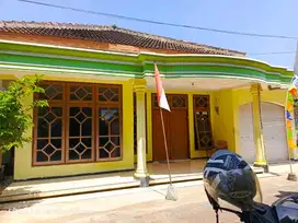 RUMAH KAMPUNG PONOROGO KOTA