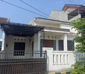 Rumah disewakan di dekat Patung Kuda 1 Galaxy Bekasi
