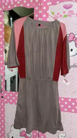Dress abu merah