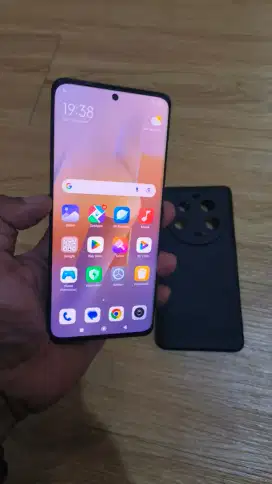 Xiaomi 13 Ultra 12/256 unit only ,mulus baca deskripsi dulu,bisa tt hp
