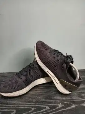 Under armour size 43 sport