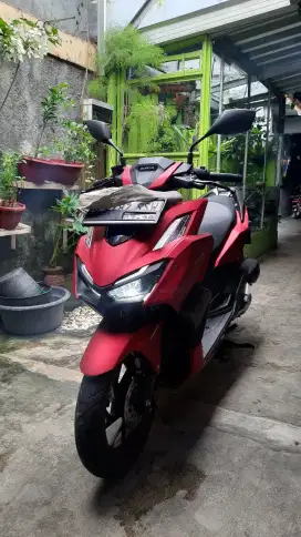 Honda Vario 160 2023 Merah Doff