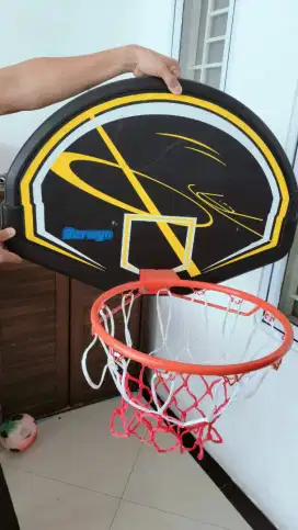Ring basket ball