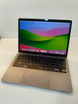 MacBook Air M1 8/256GB