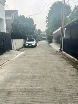 Rumah baru renovasi di Bintaro Sektor 1 Jakarta