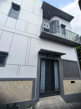 Kos UNS baru Gress Lokasi Kawasan Kampus Strategis