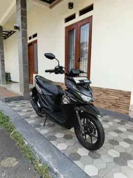 Honda beat street