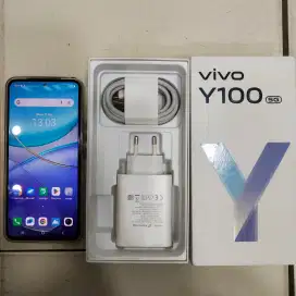 Second vivo Y100 5G ram 8/256 perlengkapan fullset mulus