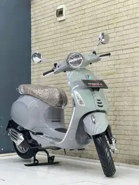 ODO 3RB‼️ Vespa Primavera 150 ABS 2022 Grey Avio Termurah - mustika
