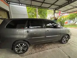 Toyota Kijang Innova 2012 Diesel