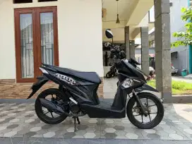 Honda beat street tahun 2024 Kondisi Bagus