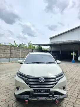 Terios 2020 R manual. Km 98rb